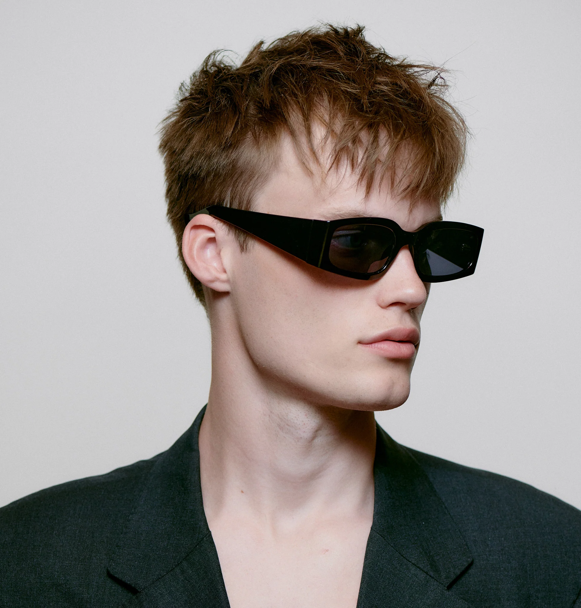 Alex - Black - Image 8