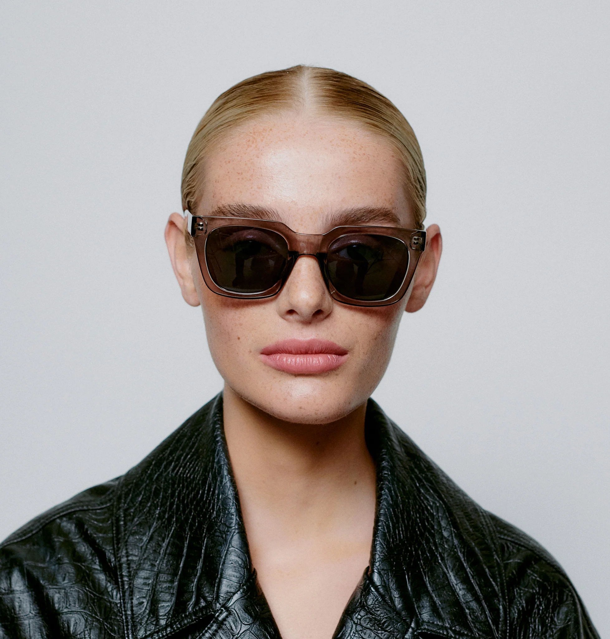 Nancy - Grey Transparent - Image 7